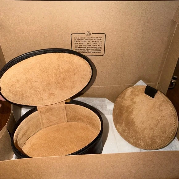 Coach Glove Tanned Leather and Pig Suede Jewelry Box - Picture 1 of 11